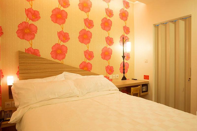 Demira Hotel Surabaja Exteriér fotografie